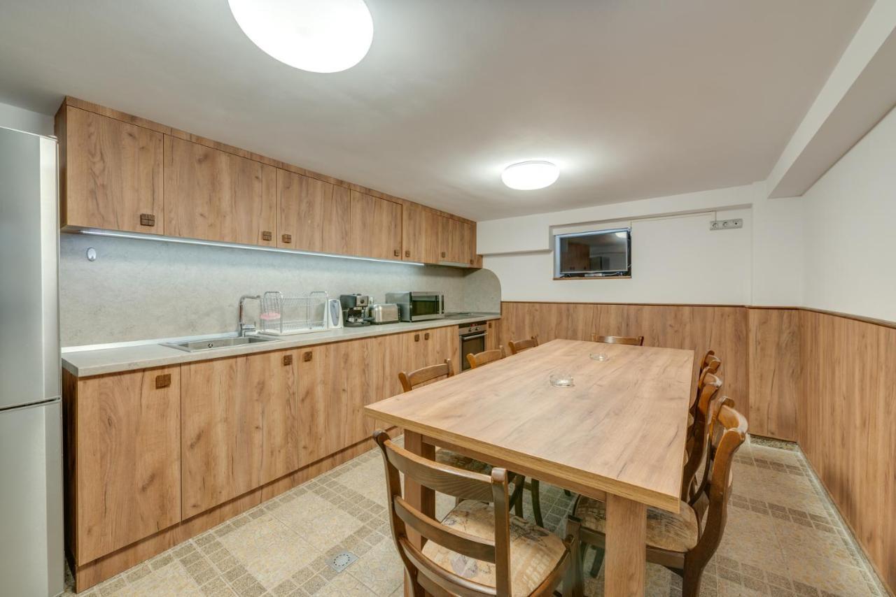 Комплекс Орлово Гнездо Beli Iskar Exteriér fotografie